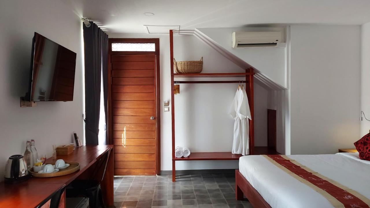 Sok Hotel And Coffee Siem Reap Bagian luar foto