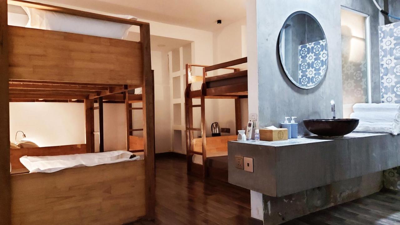 Sok Hotel And Coffee Siem Reap Bagian luar foto