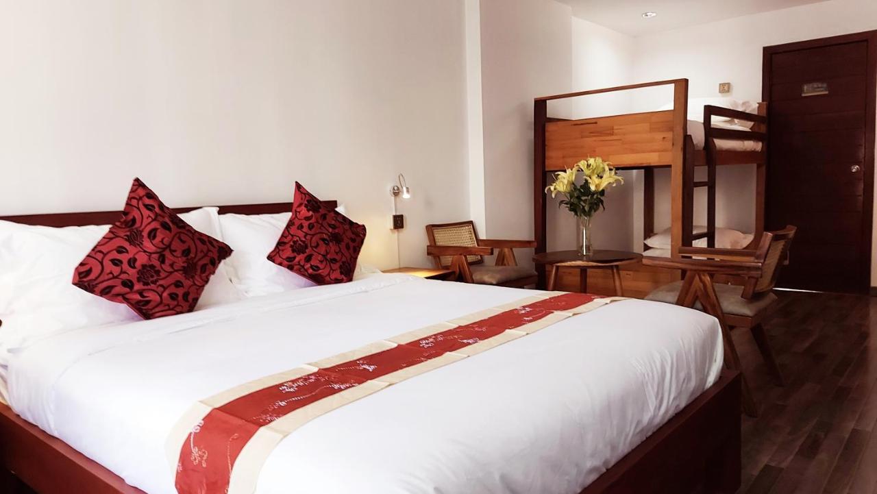 Sok Hotel And Coffee Siem Reap Bagian luar foto