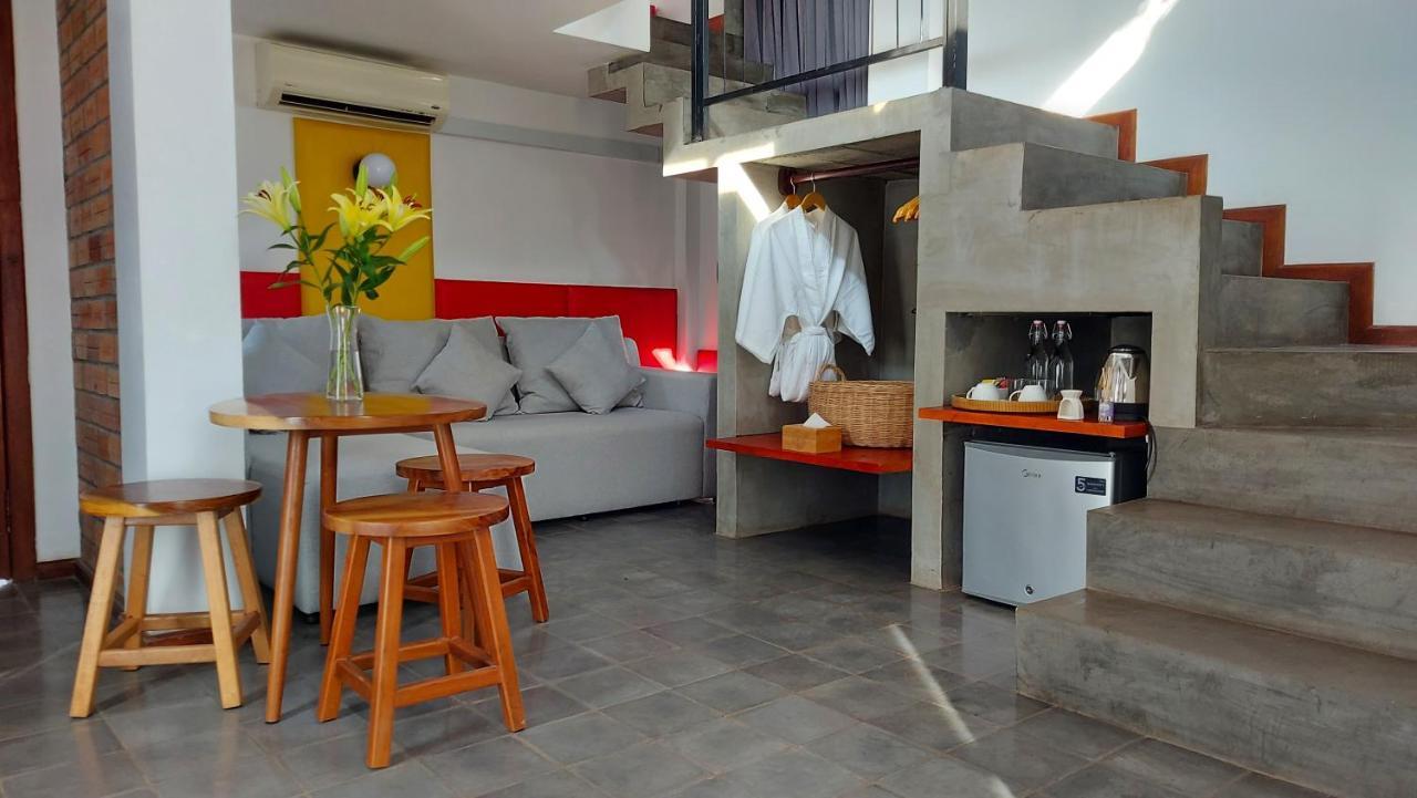 Sok Hotel And Coffee Siem Reap Bagian luar foto