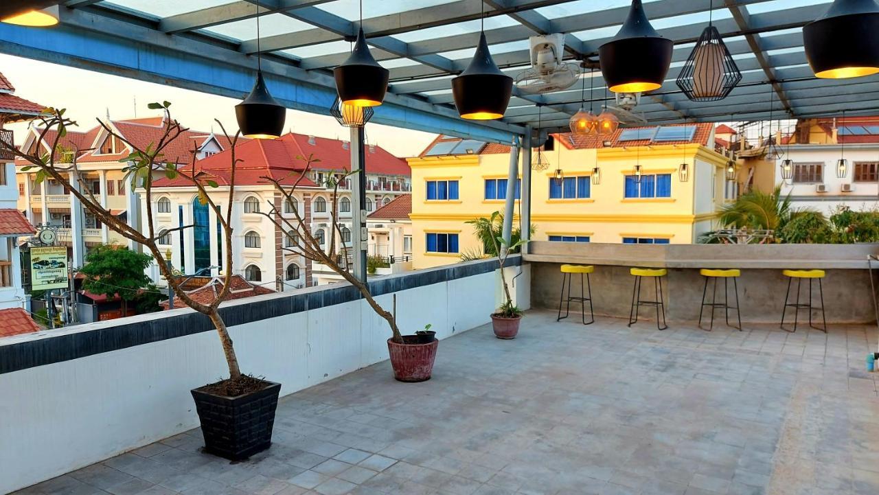 Sok Hotel And Coffee Siem Reap Bagian luar foto