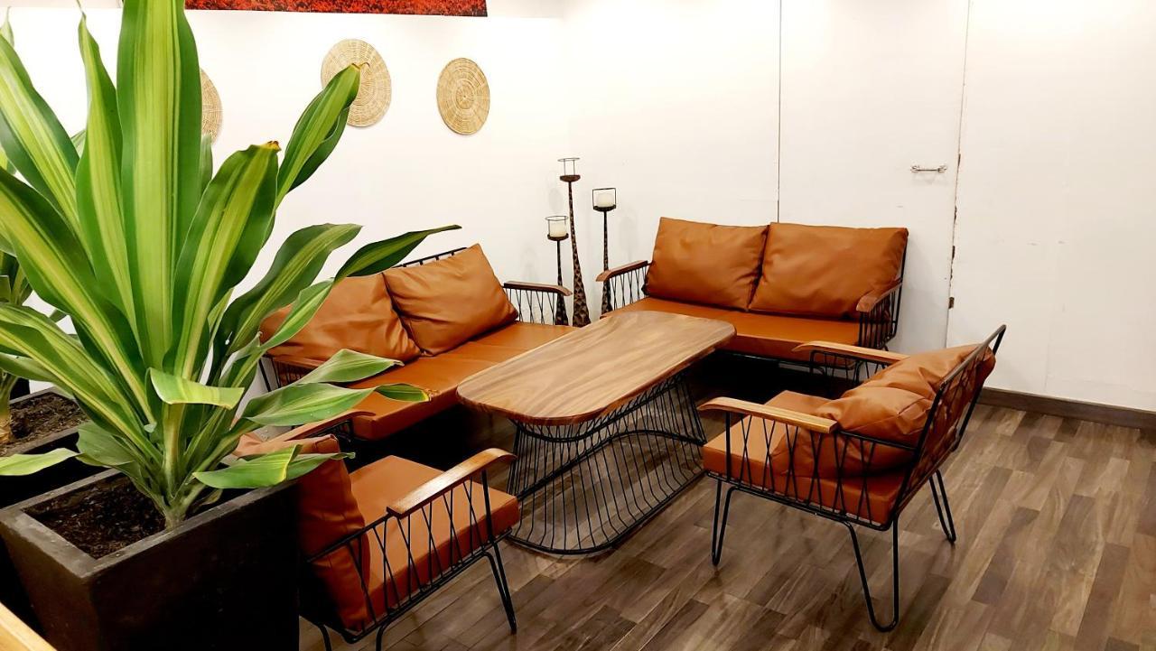 Sok Hotel And Coffee Siem Reap Bagian luar foto